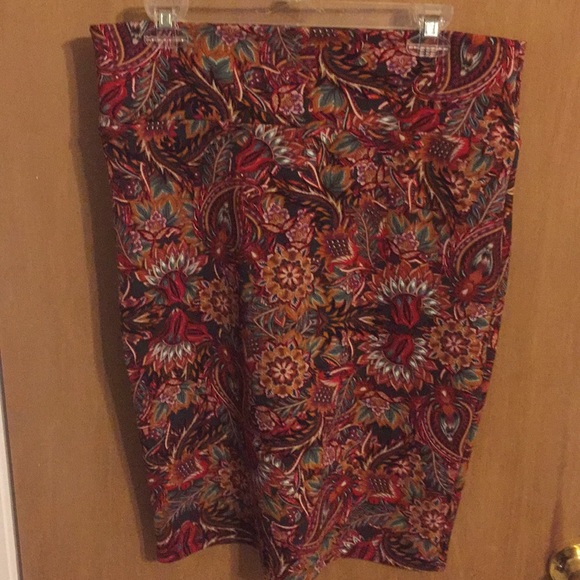 Lularoe Cassie Skirt - Picture 1 of 2